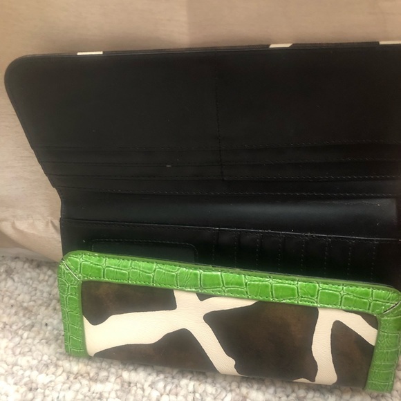 Leather cow fashion wallet - Picture 2 of 6